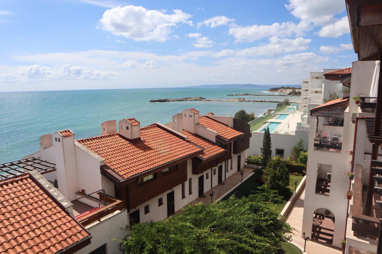 White Coast Beach Apartments Kavarna Exterior photo