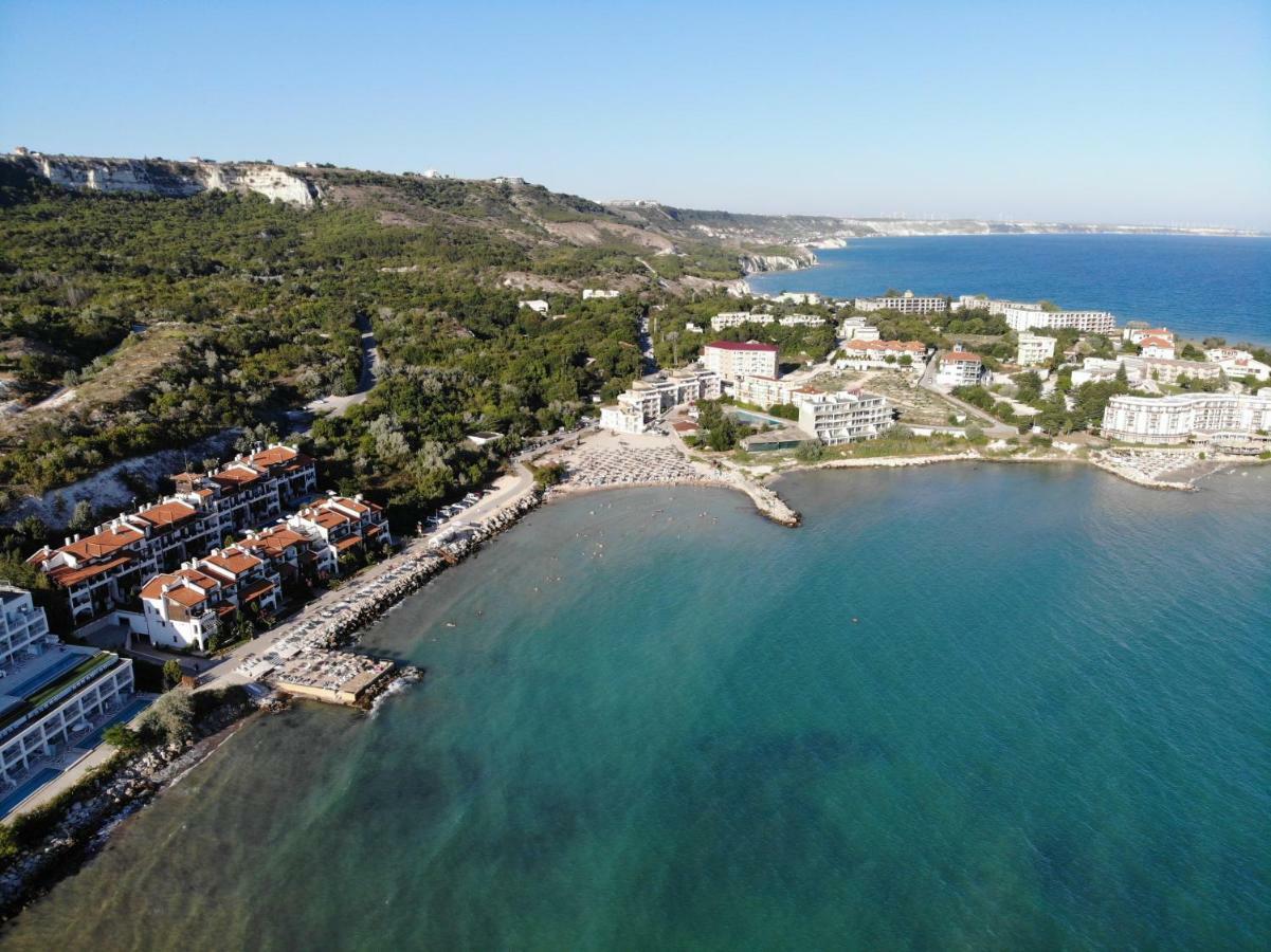 White Coast Beach Apartments Kavarna Exterior photo